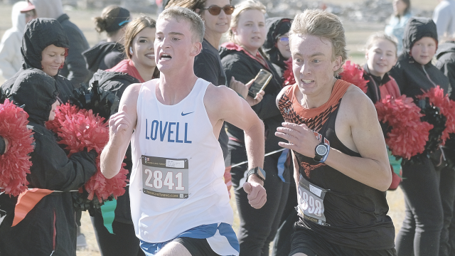 LHS junior Aaiden Walker shifts into sprint mode as he approaches the finish line at Saturday’s state cross country meet. Walker led the Bulldogs with a time of 19:17, placing 46th overall. Seth Romsa, Powell Tribune